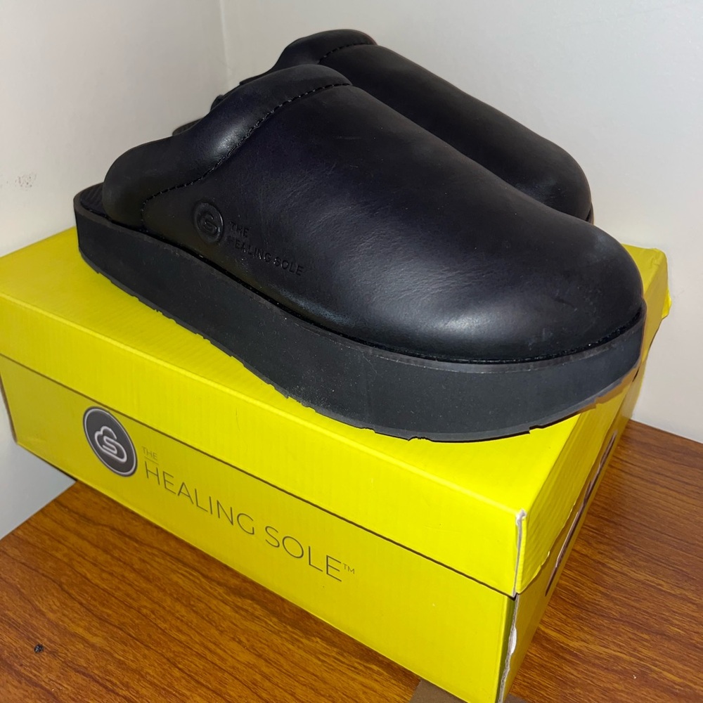 The Healing Sole Maverick Mule Size 11